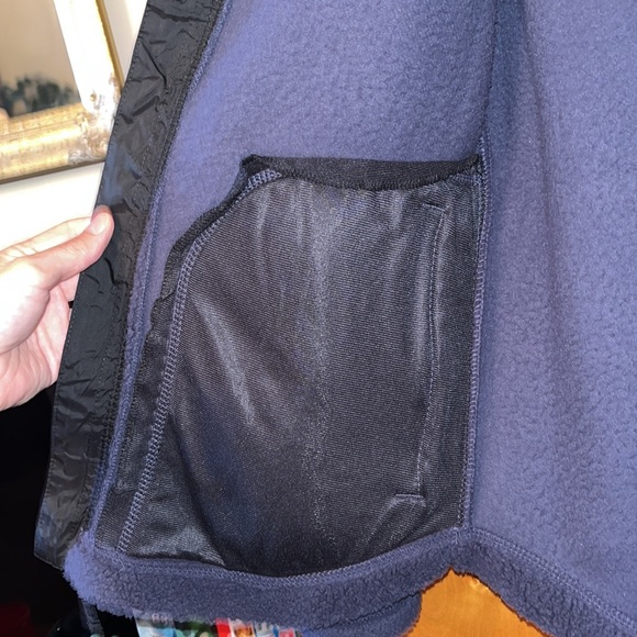 Women’s Columbia full zip Sherpa fleece navy jacket-size small - Picture 10 of 11